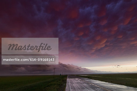 Mammatus after severe thunderstorm, Cope, Colorado, US