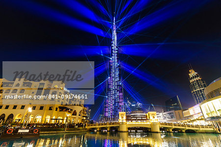 Burj Khalifa Light and Laser Show, Dubai Mall and Burj Khalifa Lake, Dubai, United Arab Emirates, Middle East