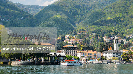 Beautiful Italian villas on waterfront of Lake Como, Lombardy, Italian Lakes, Italy, Europe