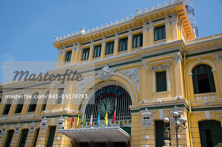 The French colonial era General Post Office in Ho Chi MInh City, Vietnam, Indochina, Southeast Asia, Asia