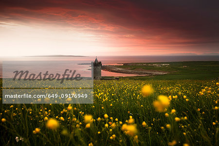 Doonagore Castle, Doolin Castle at sunset, Doolin, Clare, Ireland