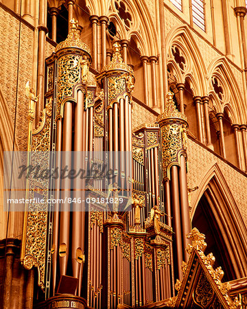 1970s PIPES OF ORGAN WESTMINSTER ABBEY LONDON ENGLAND UNITED KINGDOM