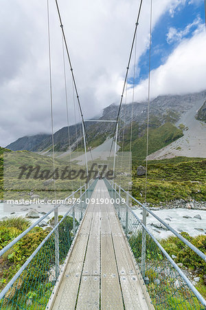 Boardwalk over Hooker River. Hooker Valley, Mount Cook National Park, Mackenzie district, Canterbury region, South Island, New Zealand.