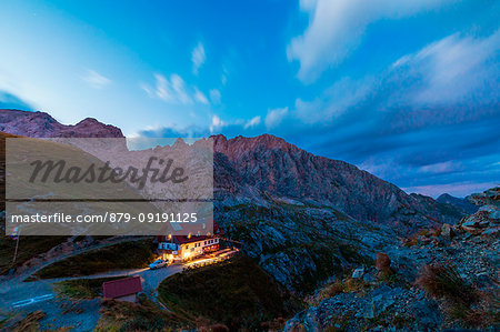 Summer sunrise at the Rifugio Marinelli, below the Monte Coglians and the Creta delle Chianevate, in the Carnic Alps, Udine province, Friuli Venezia-Giulia region, Italy