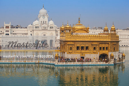 The Harmandir Sahib (The Golden Temple), Amritsar, Punjab, India, Asia