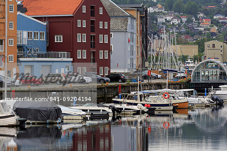 Forsenkaia Bryggene and Nidelva River, Trondheim City, Trondelag County, Norway, Scandinavia, Europe