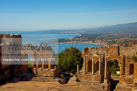 Teatro Greco, Taormina, Sicily, Italy, Europe