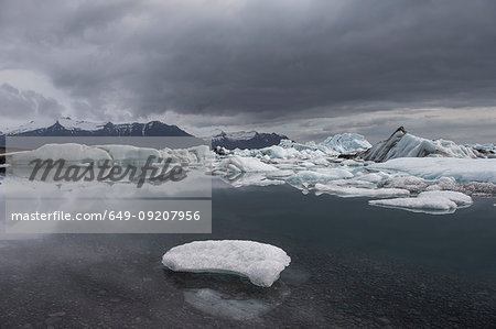 Glacier Lagoon, Jokulsarlon, Vatnajokull National Park, Iceland