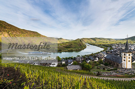 Cruise ship on the Moselle River near Bremm, Moselle, Rhineland-Palatinate, Germany, Europe