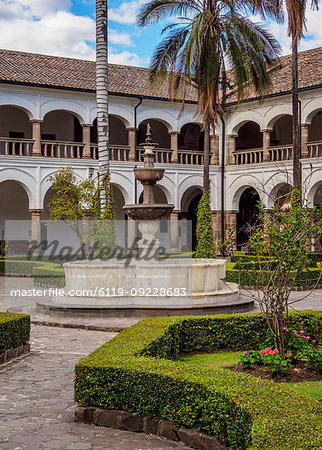 Cloister of Saint Francis Monastery, UNESCO World Heritage Site, Quito, Pichincha Province, Ecuador, South America