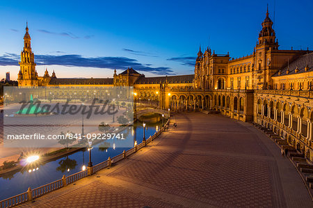 Plaza de Espana at dusk, Seville, Andalusia, Spain, Europe