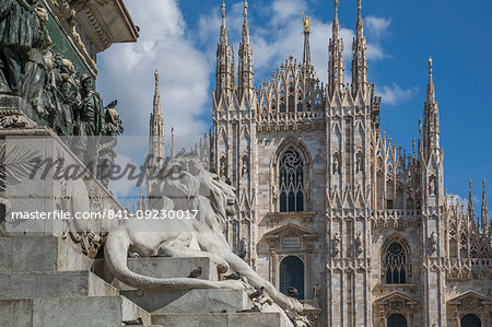 View of the Duomo di Milano and Vittorio Emanuele II in Piazza Del Duomo, Milan, Lombardy, Italy, Europe