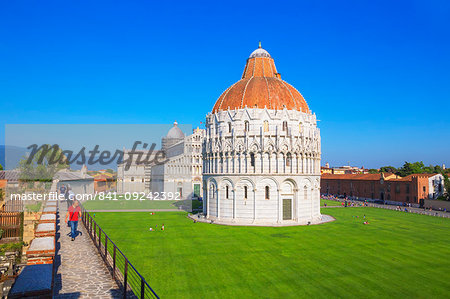 Baptistery and Cathedral view from Pisa defensive walls, Campo dei Miracoli, UNESCO World Heritage Site, Pisa, Tuscany, Italy, Europe