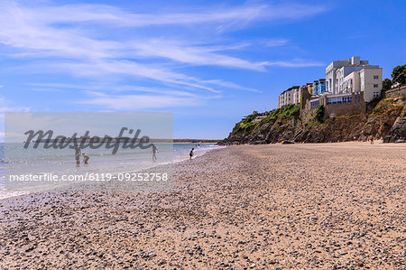 Castle Beach, paddling in the sea, on a sunny day in summer, Tenby, Pembrokeshire, Wales, United Kingdom, Europe