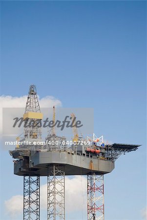 An oil rig under construction