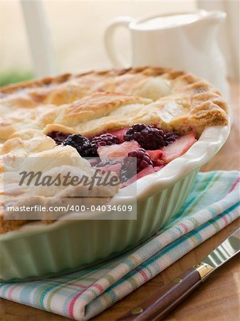 Hot Blackberry and Apple Pie