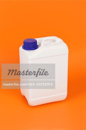 An image of a nice white canister