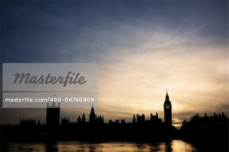 Silhouette of Big Ben and parliament building in London at sunset