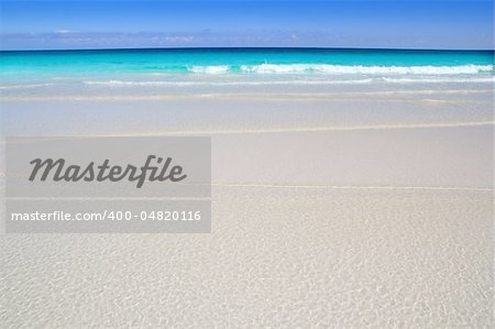 beach tropical turquoise Caribbean water in yucatan