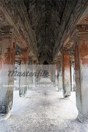 Angkor Wat interior corridor view with pillar.