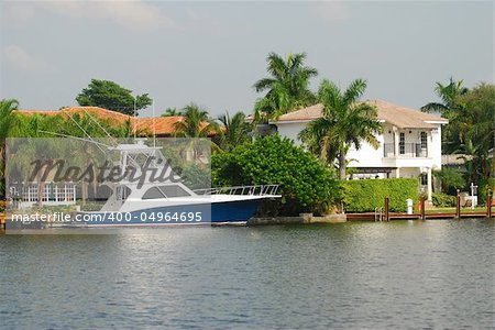Luxury winter home on Florida waterway