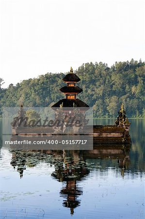 Pura Ulun Danu temple on lake brataan, bali, indonesia