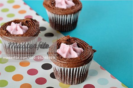 polka dot raspberry filled cupcakes