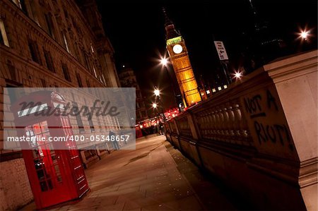 Big Ben and Red Phone Booth seen from Pariament Square