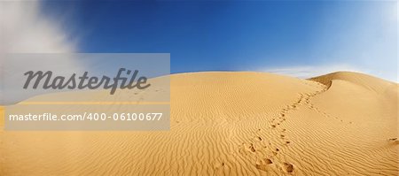 Beautiful sand dunes in the Sahara desert, Tunisia