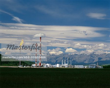 Hydrogen Sulphide Gas Plant Rocky Mountains, Alberta, Canada