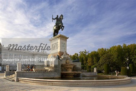 Statue of King Philip IV, Plaza de Oriente, Madrid, Spain