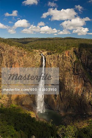 Wallaman Falls,  Girrigun National Park, Queensland, Australia