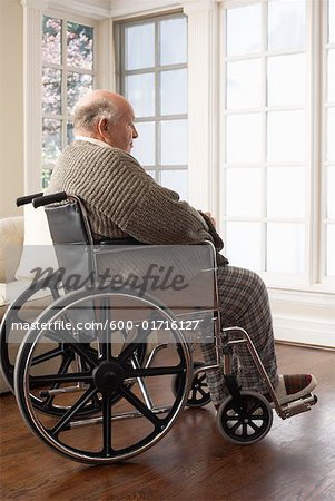 Senior Couple Man In Wheelchair Window Shopping Stock Photo - Download  Image Now - Community Outreach, Disability, Pushing - iStock