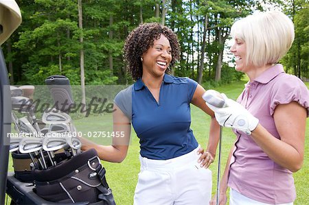 Women Golfing