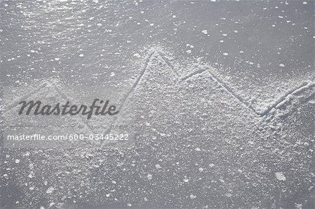Line Graph in Ice Line Graph in Ice