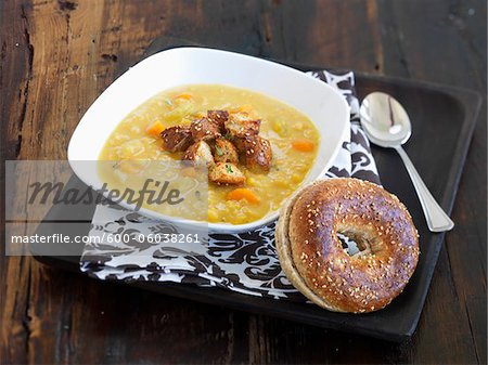 Pea Soup with Croutons and Bagel Pea Soup with Croutons and Bagel
