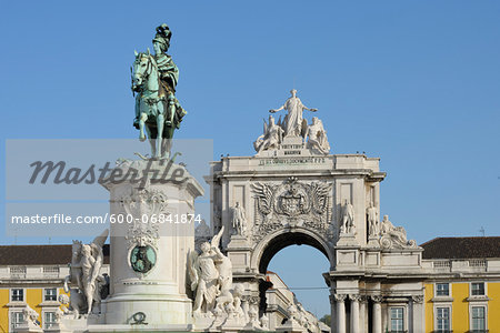 Statue of King Jose I and Arco da Rua Augusta in Praca do Comercio, Baixa, Lisbon, Portugal