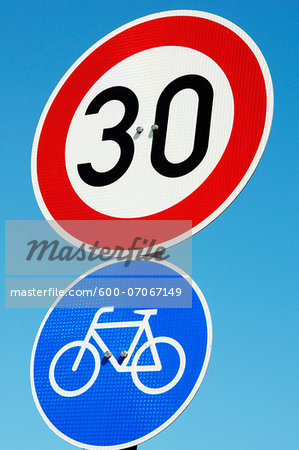 Close-up of speed limit and bicylce lane sign, Berlin, Germany