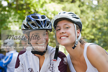 bicycle helmets for teenagers