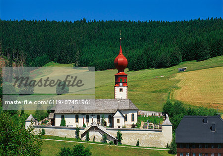 Church and Cemetery, Urach, Black Forest, Baden Wurttemberg, Bavaria, Germany