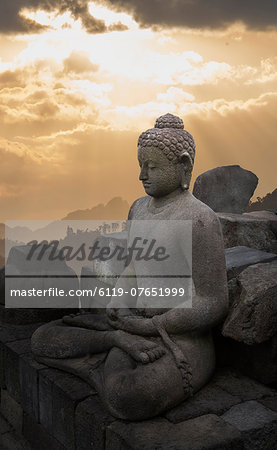 Borobudur Buddhist Temple, UNESCO World Heritage Site, Java, Indonesia, Southeast Asia, Asia