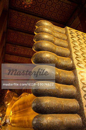 Reclining Buddha of Wat Pho (Wat Po), Bangkok, Thailand, Southeast Asia, Asia