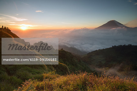 Golden sunrise at Sikunir, Java, Indonesia, Southeast Asia, Asia
