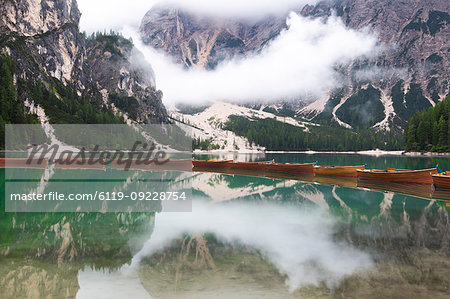 Boats at Braies Lake (Pragser Wildsee), Braies (Prags), South Tyrol, Dolomites, Italy, Europe