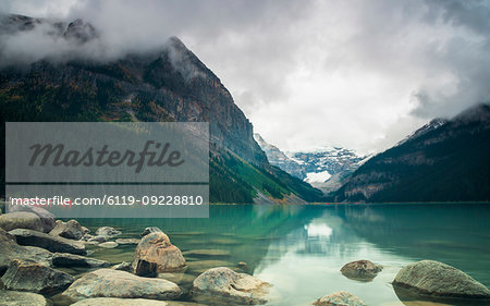 Cloudy Lake Louise, Banff National Park, UNESCO World Heritage Site, Alberta, Rocky Mountains, Canada, North America