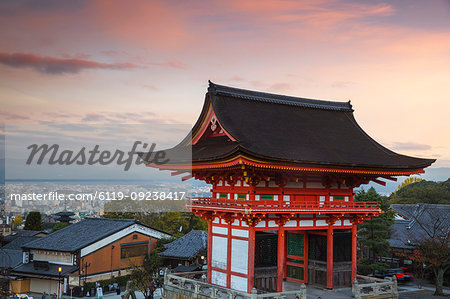 The Deva Gate, Kiyomizu-dera Temple, Kyoto, Japan, Asia