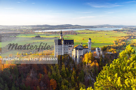 Neuschwanstein Castle in Autumn at sunset. Schwangau, Fussen, Southwest Bavaria, Bavaria, Germany, Europe