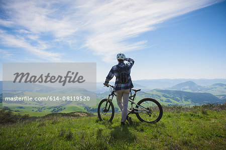 Cyclist mountain biking, San Luis Obispo, California, United States of America