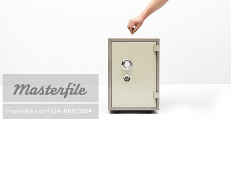 A safe