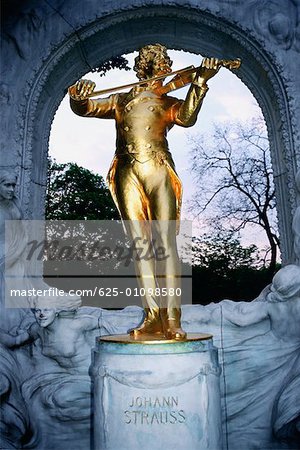 Close-up of a statue, Johann Strauss Statue, Vienna, Austria